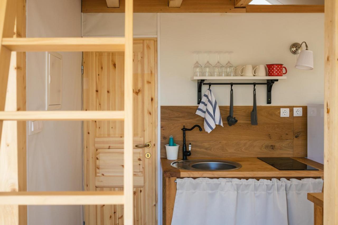 Glamping Kolpa Resort Gradac エクステリア 写真