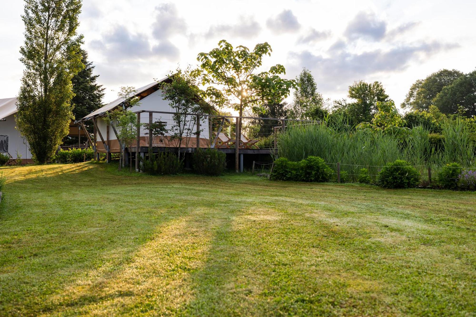 Glamping Kolpa Resort Gradac エクステリア 写真